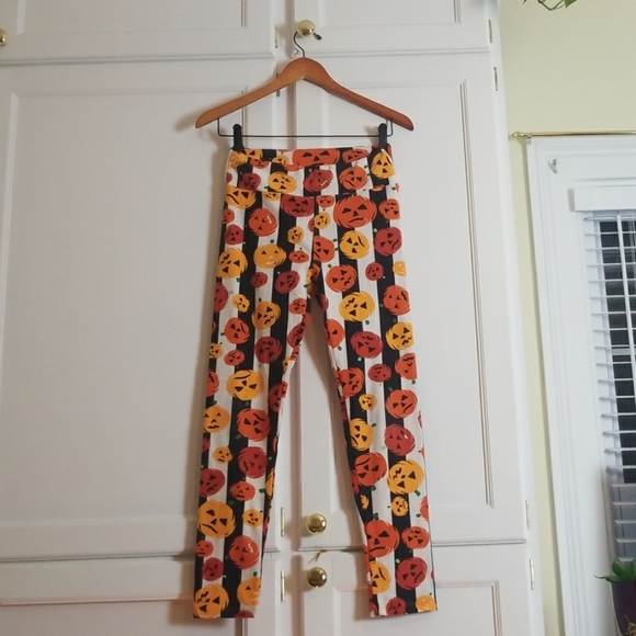 LuLaRoe Halloween leggings - Picture 1 of 4